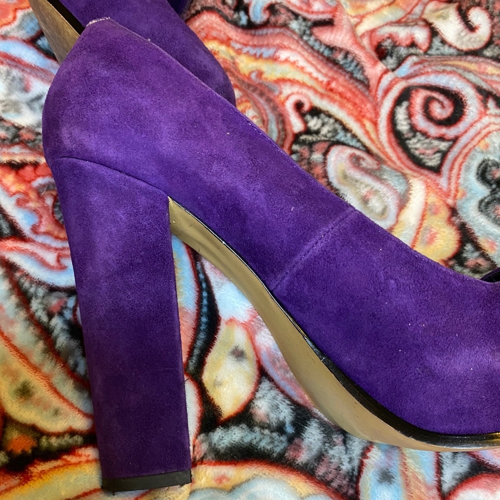 Pretty Purple Pumps!